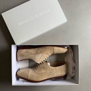 Manolo Blahnik  Whitney Suede Oxfords | Men's 9.5